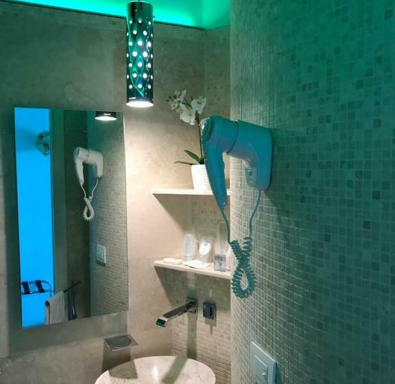 Пансион La Polena Camere Vernazza   Suite Vista Mare