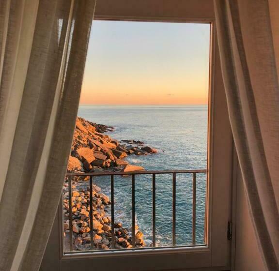 Пансион La Polena Camere Vernazza   Suite Vista Mare