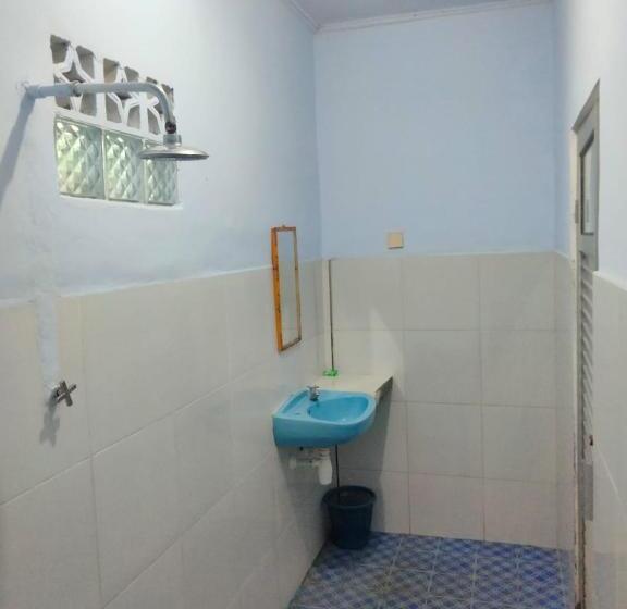 膳宿费 Lilypad Guest House