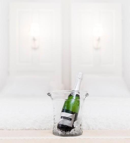 펜션 Madárlátta Vendégház