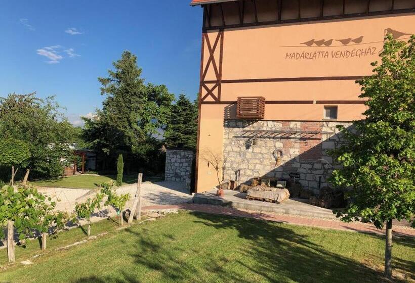 펜션 Madárlátta Vendégház
