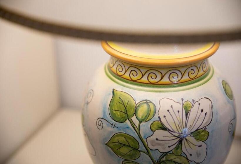 بنسيون Maria Tindara La Locanda