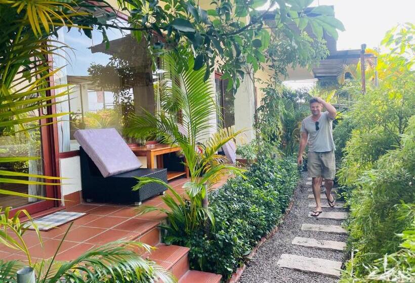 پانسیون Mui Ne Garden Hotel And Kite School