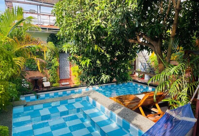 پانسیون Mui Ne Garden Hotel And Kite School