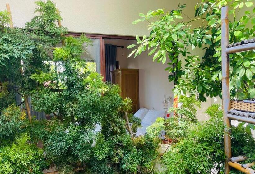 پانسیون Mui Ne Garden Hotel And Kite School