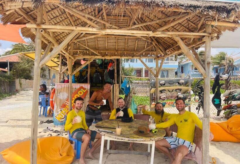 پانسیون Mui Ne Garden Hotel And Kite School