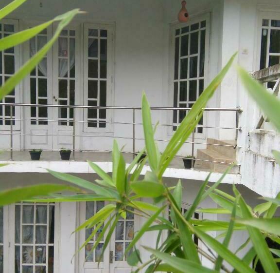 פנסיון Niwasa House