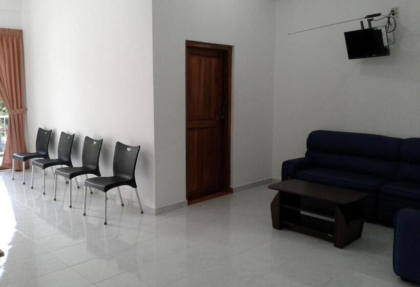 פנסיון Oudarya Guest