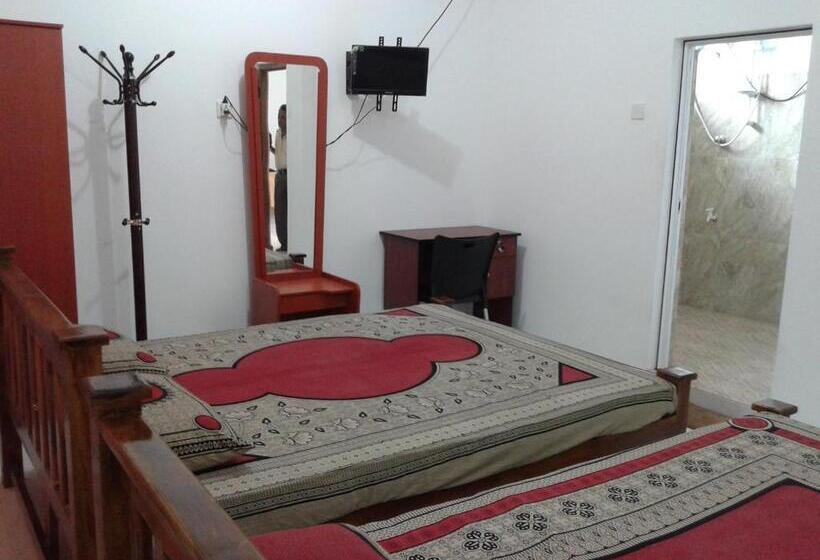 פנסיון Oudarya Guest