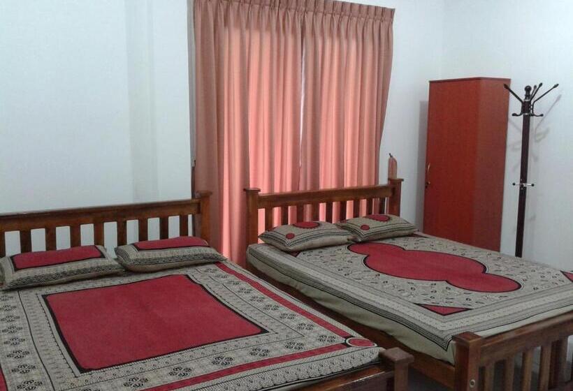 פנסיון Oudarya Guest