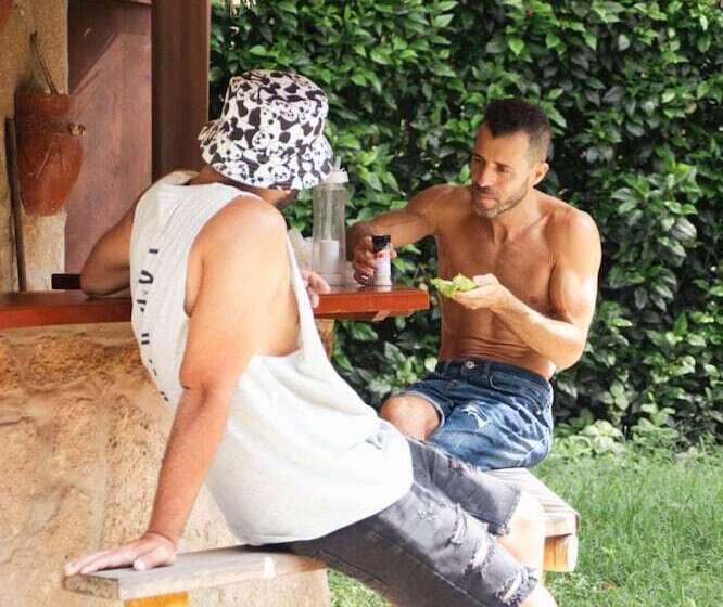 بنسيون Paradise Project Hostal