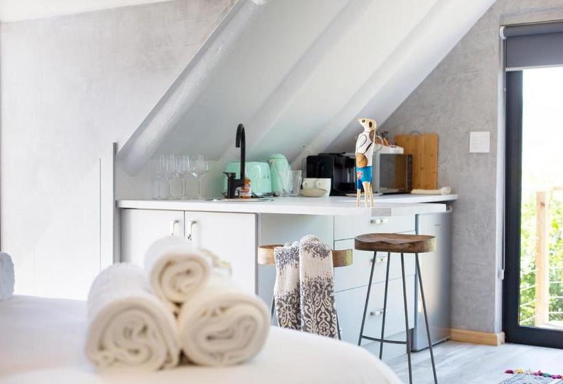 펜션 Pearl Moon Boutique Suites