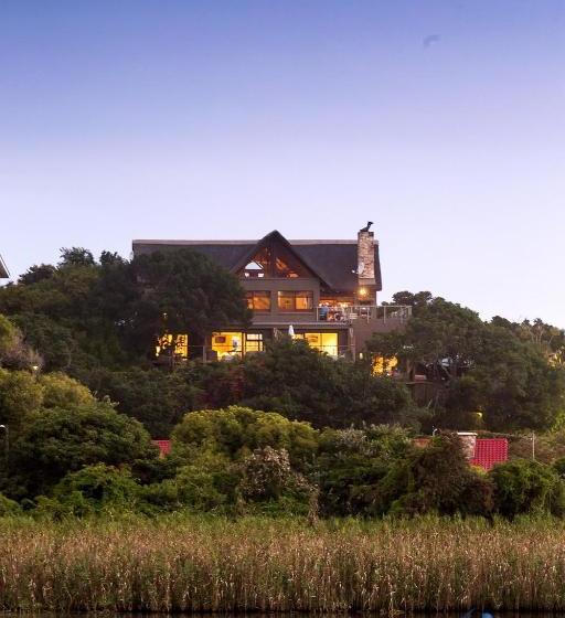 펜션 Pearl Moon Boutique Suites