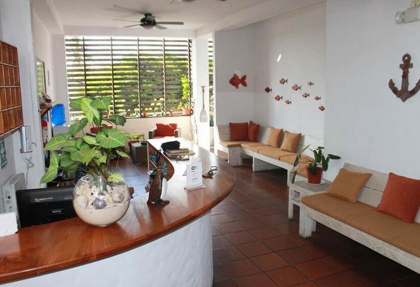 بنسيون Posada Del Mar