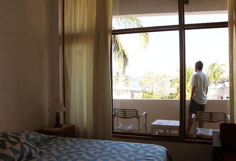 بنسيون Posada Del Mar