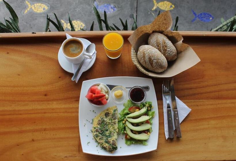 بنسيون Posada Del Mar