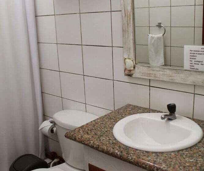 بنسيون Posada Del Mar