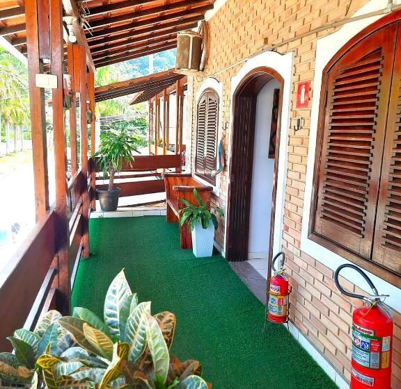 ペンション Pousada Estrela Mare