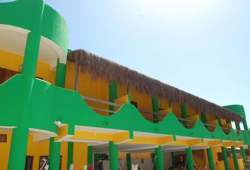 پانسیون Pousada Janela Da Cor