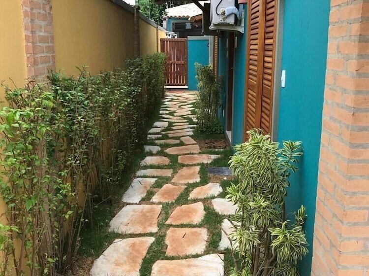 פנסיון Recanto Das Tiribas