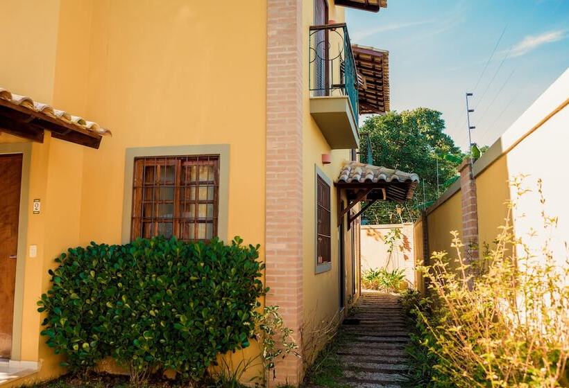 פנסיון Recanto Das Tiribas