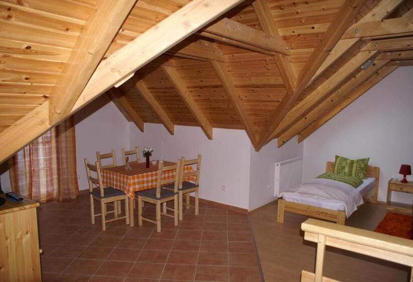 بنسيون öregtölgy Panzio