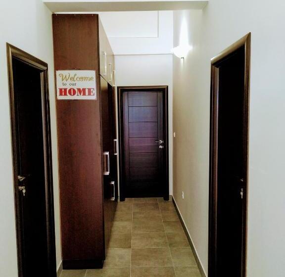 پانسیون Rooms & Apartments Vukasović