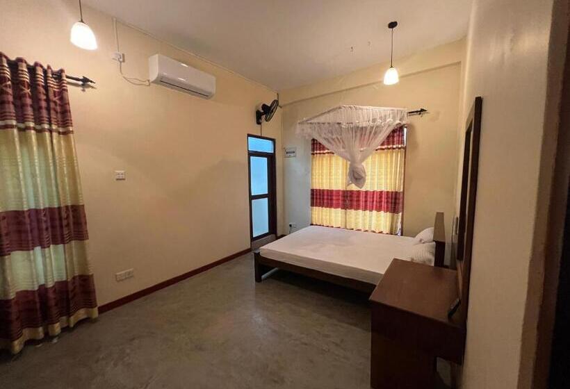 بنسيون Saga Home