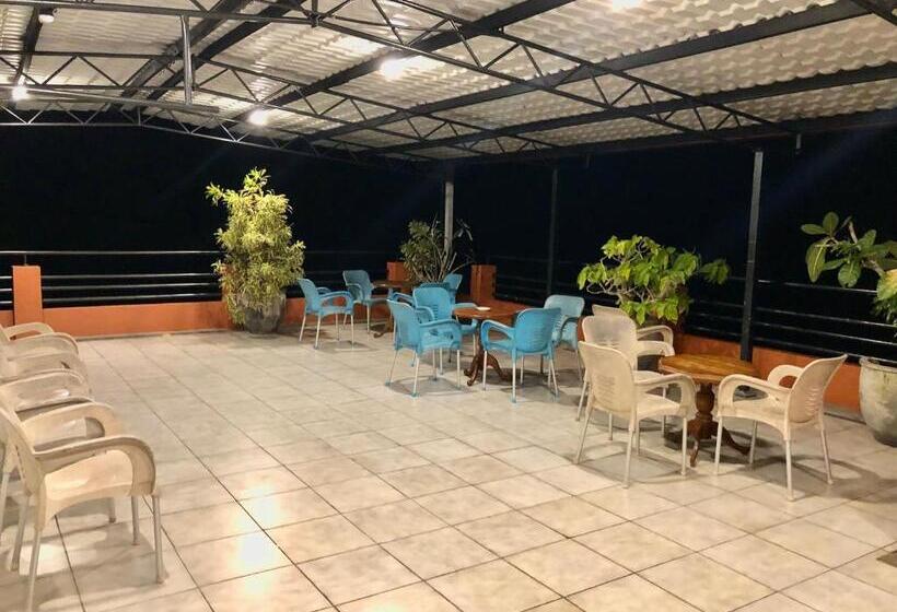 بنسيون Saga Home