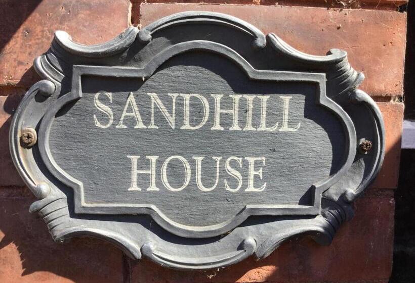 بنسيون Sandhill House