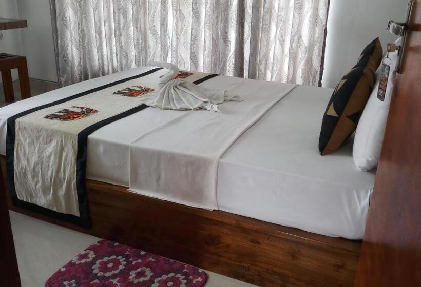 膳宿费 Shani Residence Kandy