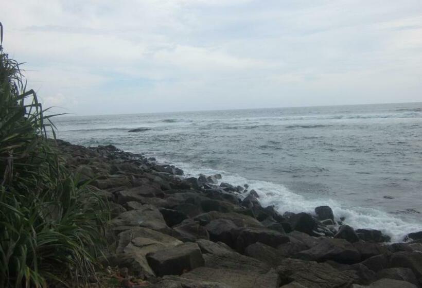 펜션 Shehara Sun Surf Lodge