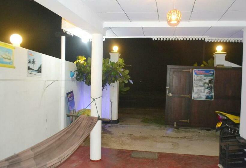 펜션 Shehara Sun Surf Lodge