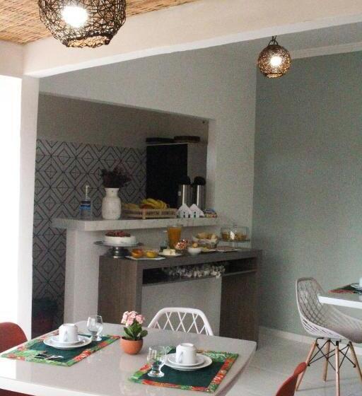 پانسیون Sol & Mar Pousada E Hospedaria