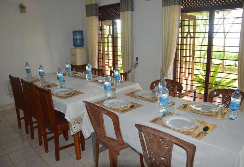 膳宿费 Sunray Lake Residence