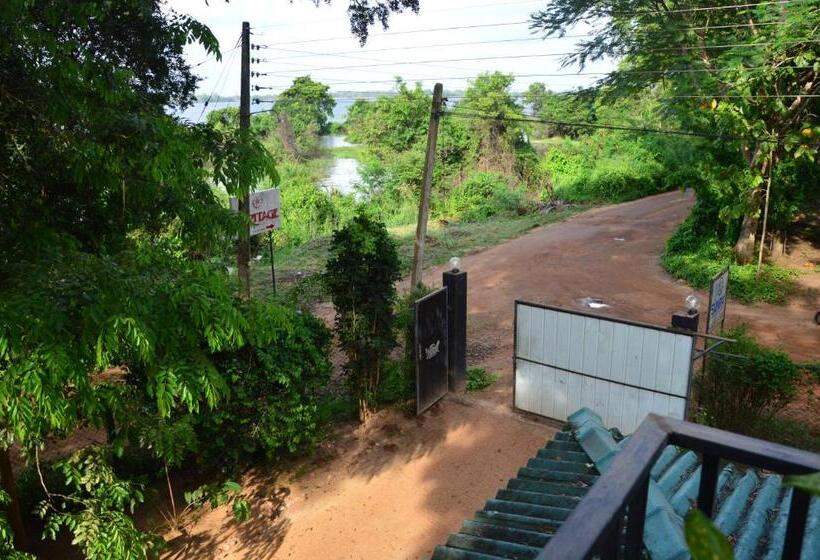 膳宿费 Sunray Lake Residence