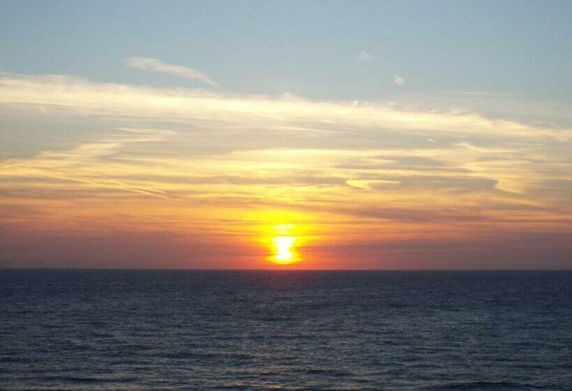 بنسيون The Devonhurst