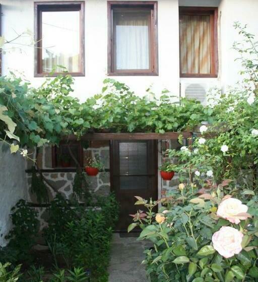 פנסיון Todorova House