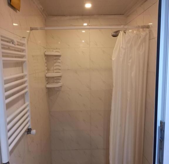 پانسیون Tskaltubo Guest House On Mirian Mepe