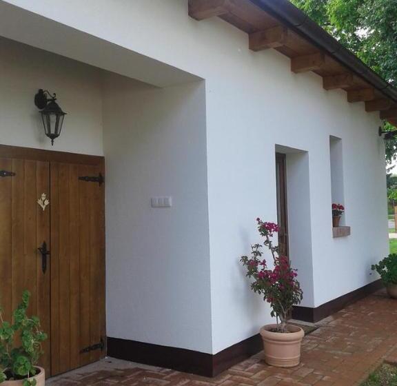 膳宿费 Tóth Vendégház és Apartmanház újfehértó