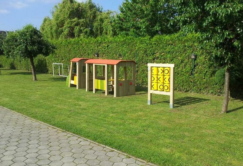 پانسیون Vila šiftar