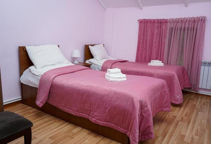 Restland Dilijan Family