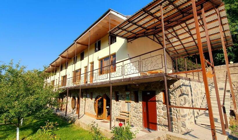 Restland Dilijan Family