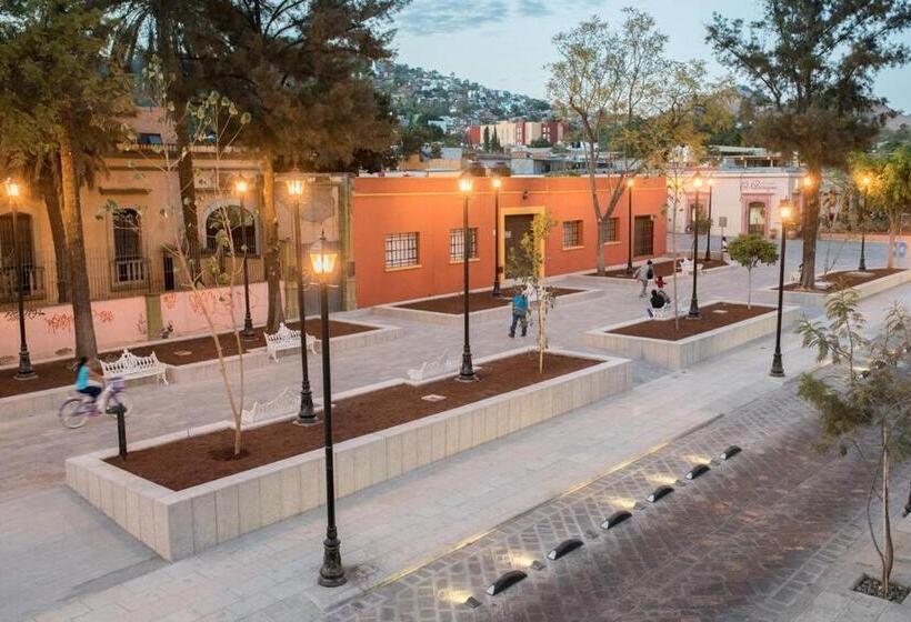 Suites Parador Santo Domingo De G