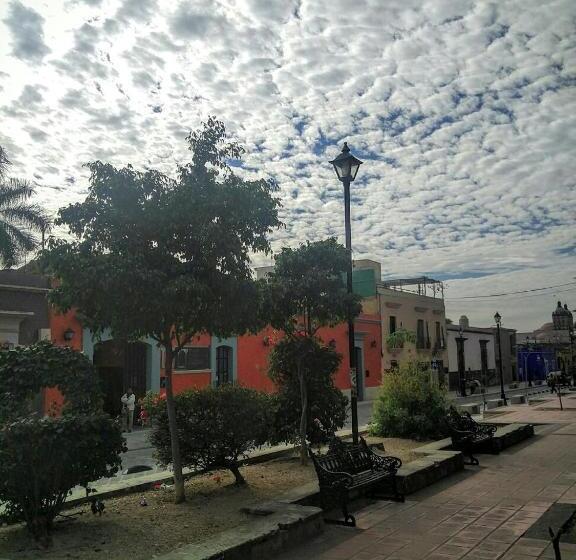 Suites Parador Santo Domingo De G