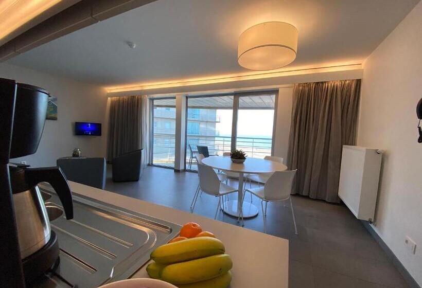 Vayamundo Oostende   Apartments