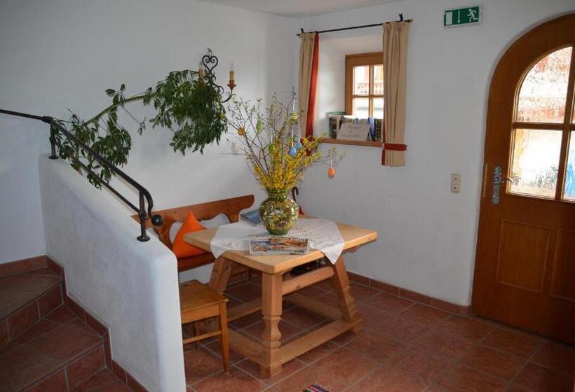 Общежитие Berggasthaus Weingarten