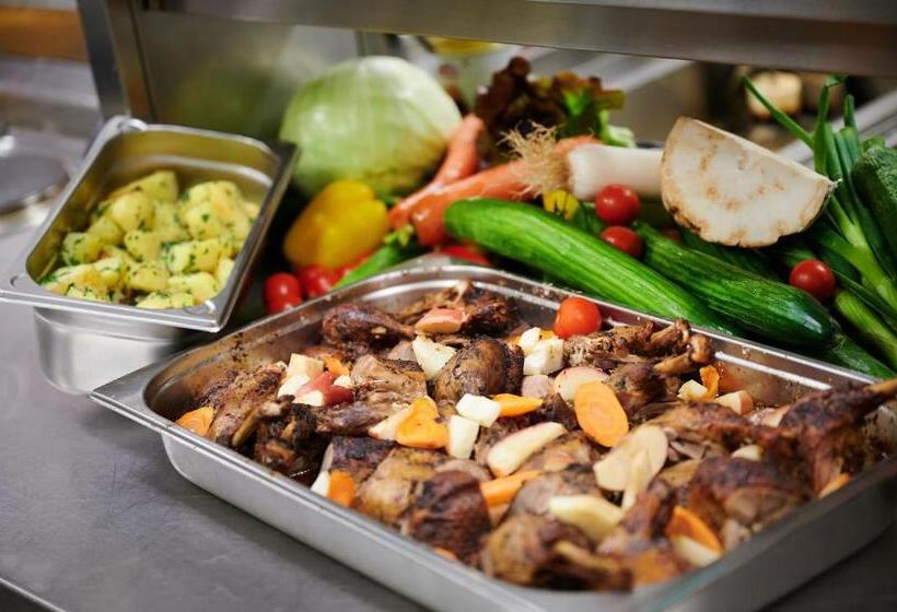 فندق صغير Gasthof Mittendorfer