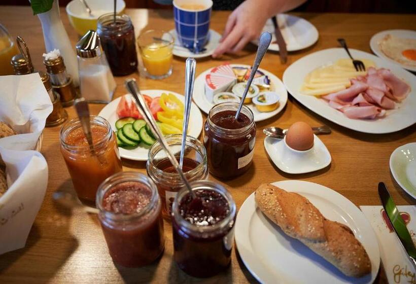 הוסטל Gasthof Mittendorfer