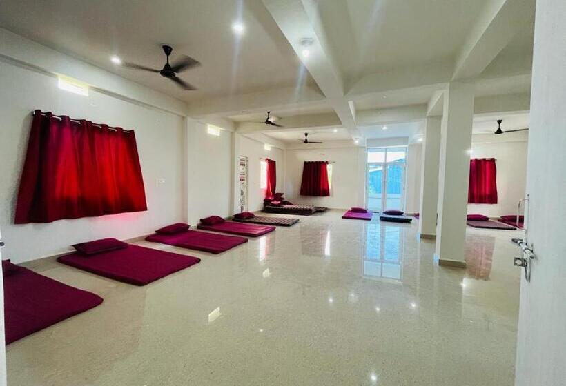 הוסטל Gaurav Guest House